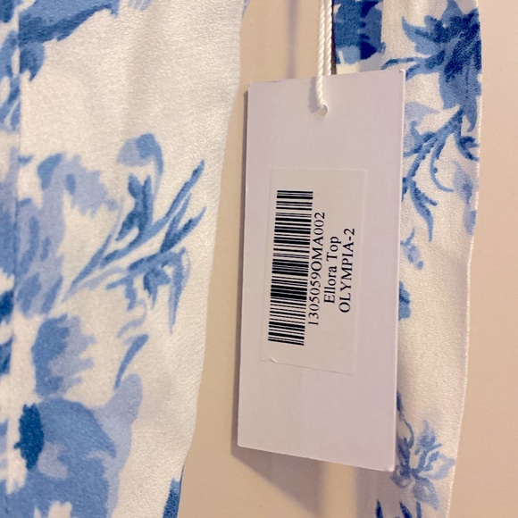 Reformation summer top in size 2, Olympia floral agean blue pattern - Picture 4 of 7
